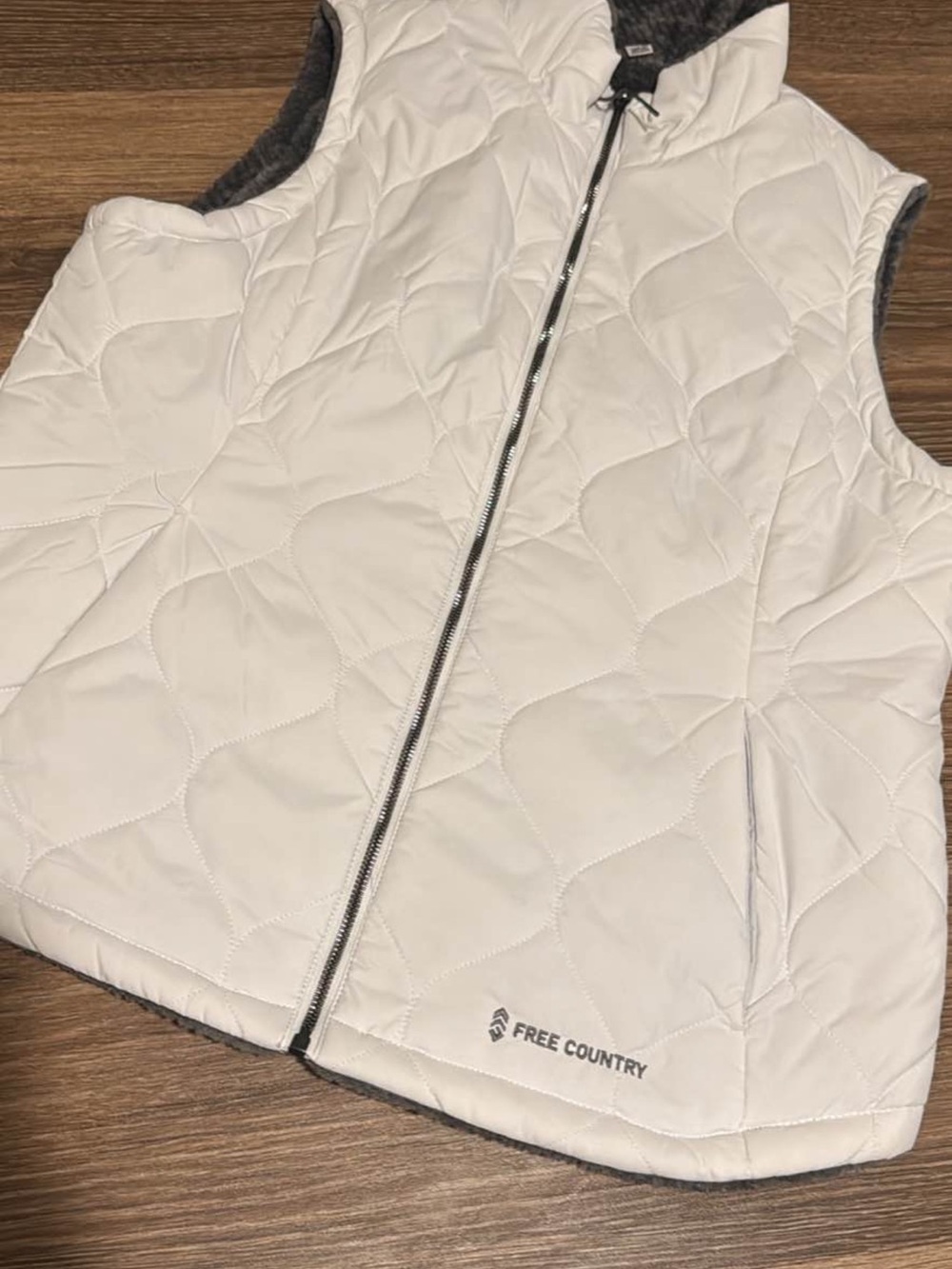 Free Country White Quilted Reversible Vest